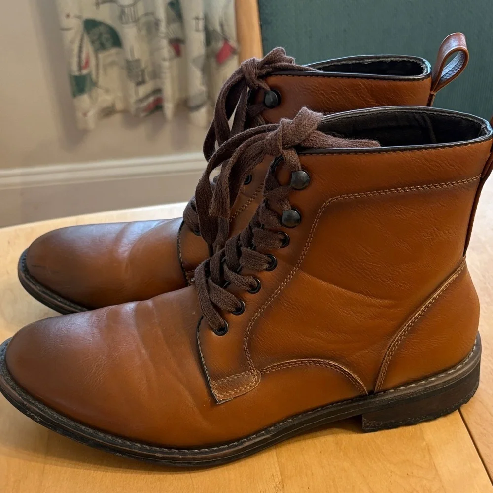 Men's Santino Luciano Brown Leather Lace-Up Ankle Boots. Size 9.5